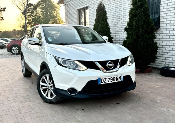 Nissan Qashqai cena 49900 przebieg: 88500, rok produkcji 2016 z Ostrołęka małe 79